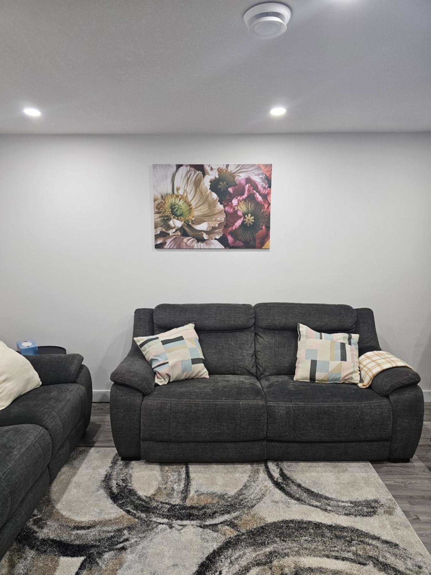 Apartment Lovely 2 Bedroom In
